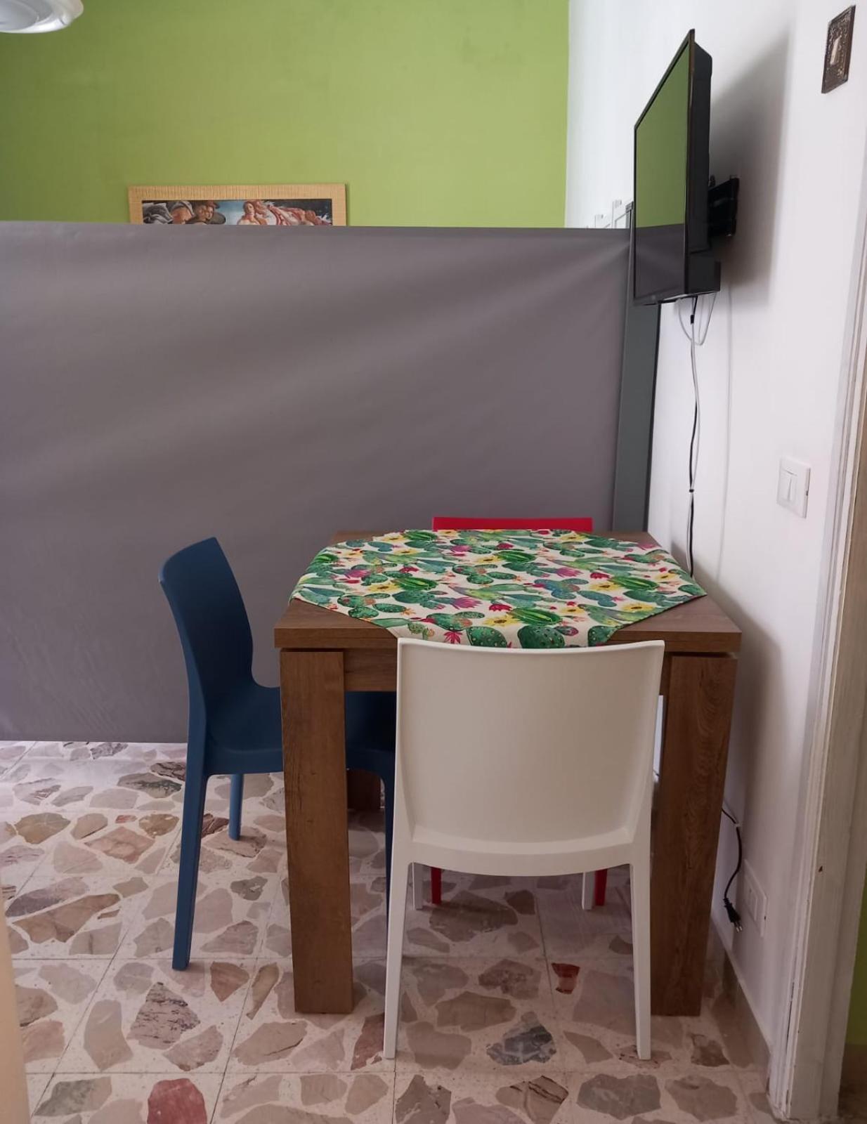 Caterina'S Room カステッランマーレ・デル・ゴルフォ エクステリア 写真