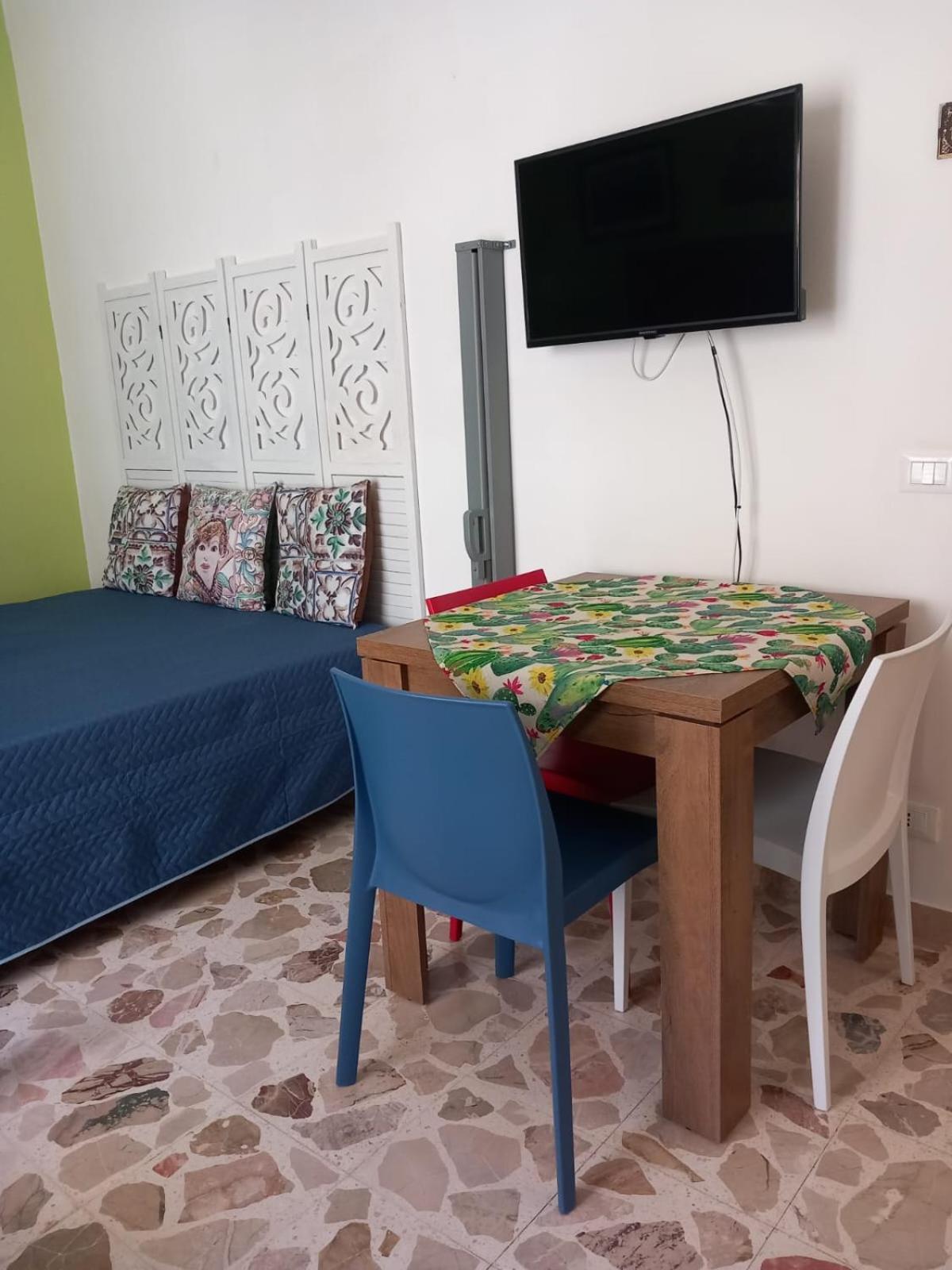 Caterina'S Room カステッランマーレ・デル・ゴルフォ エクステリア 写真
